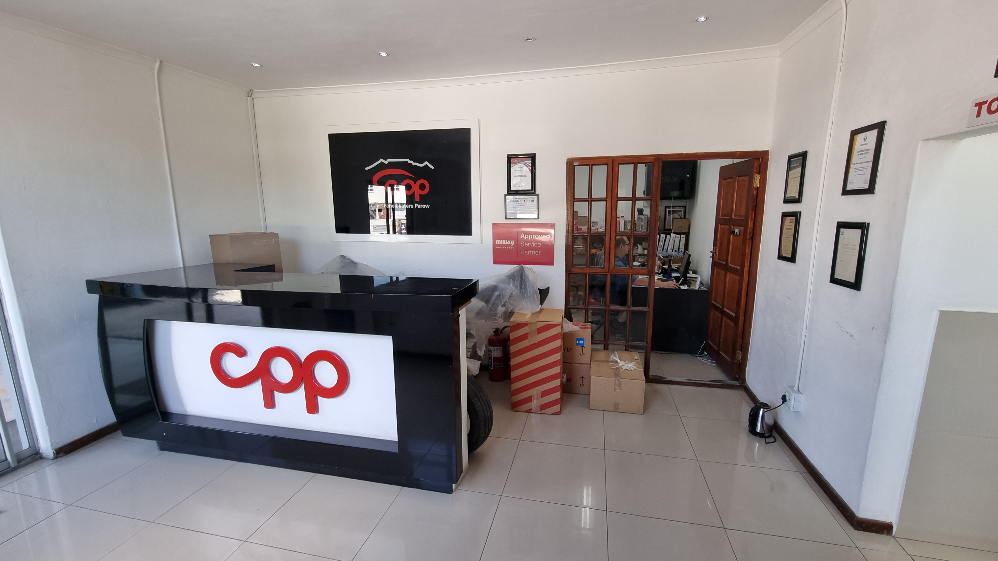 To Let commercial Property for Rent in Elsies River Western Cape